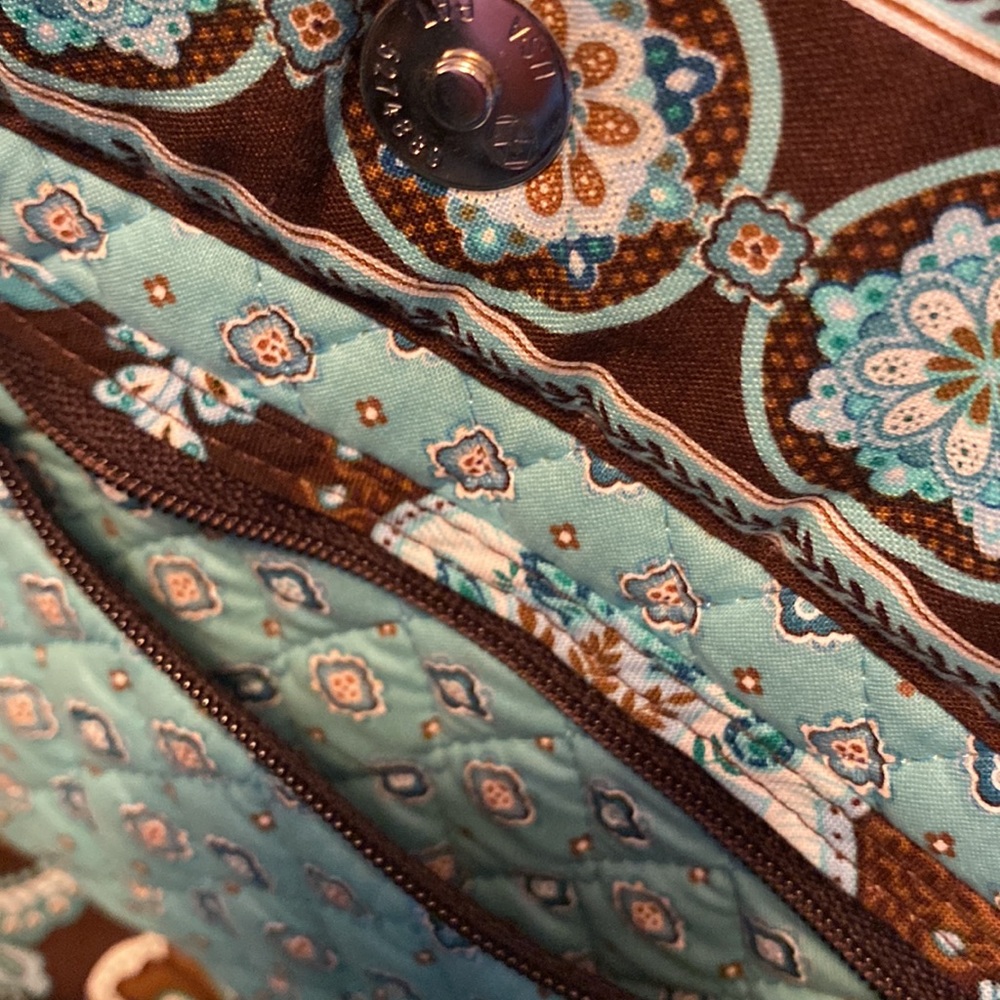 Vera Bradley Tote in blue/brown paisley - Picture 3 of 8